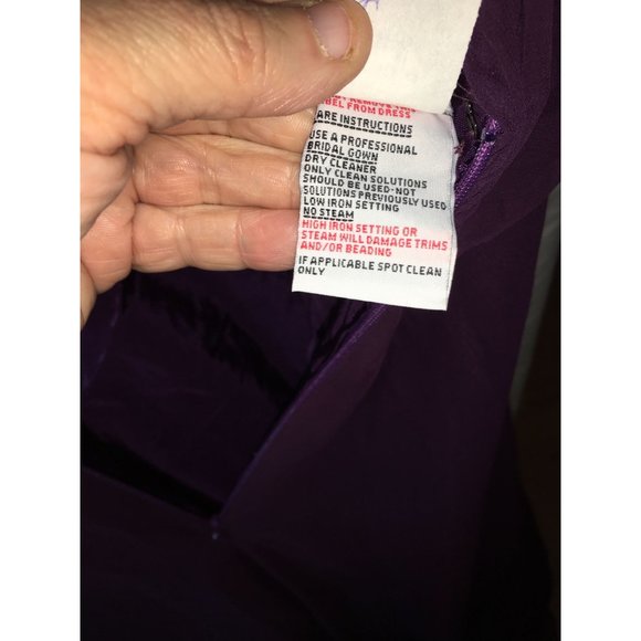 Jim Hjelm Occasions Deep Purple Slight Plunging V Neckline Prom Dress size tru 6 - Picture 9 of 13